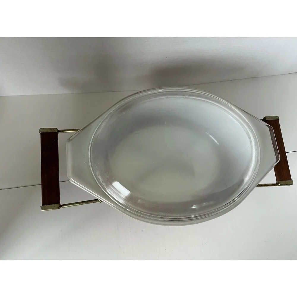 Pyrex Vintage Casserole Early American 1.5 QT Oval Brown Gold with Cradle Lid